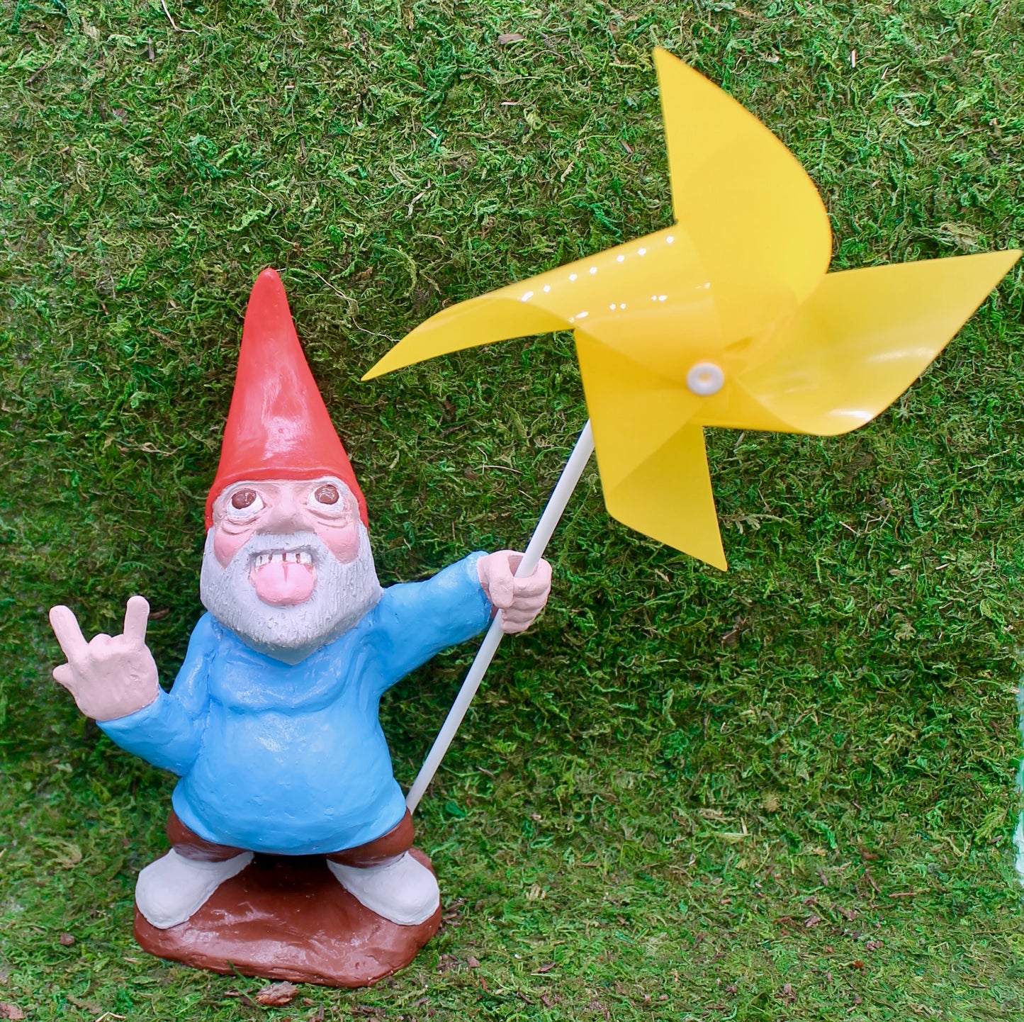 Zombie Gnomes: Gnome-body Can Handel This!