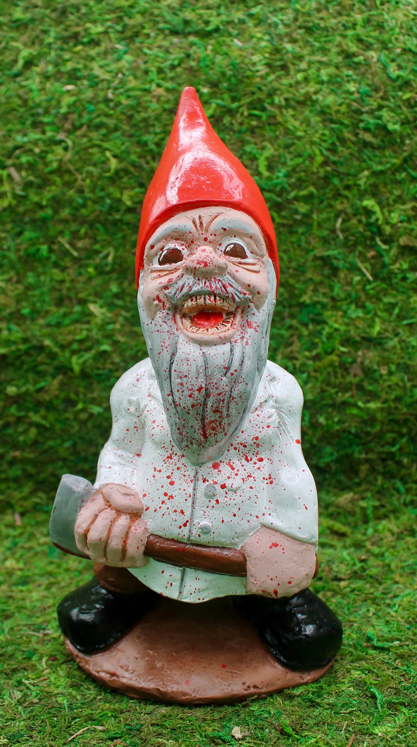 Zombie Gnomes: Hedge FUN